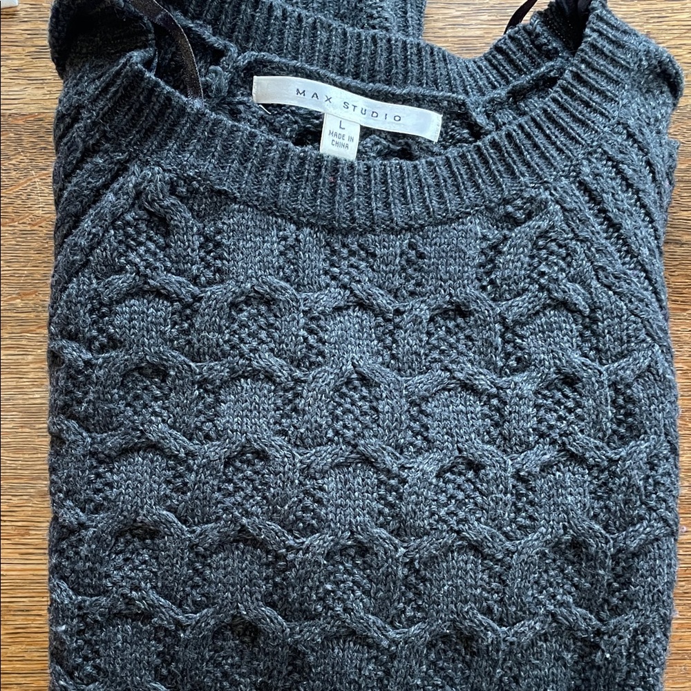 Elegant Women's Sweater Trio in Gray, Black, and Burgundy - Picture 6 of 7